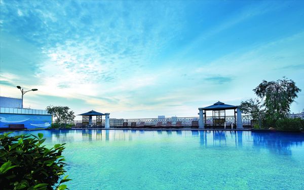 露天游泳池項(xiàng)目